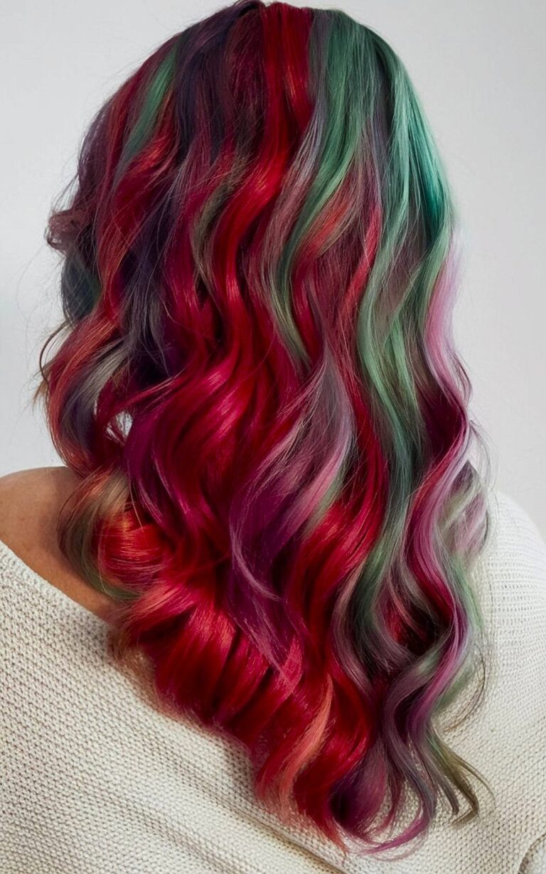 10 Brilliant Shades of Christmas Hair Color