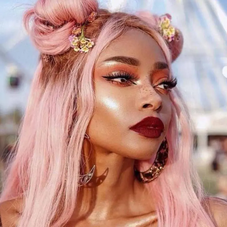 Pink Wavy Hair With Space Buns