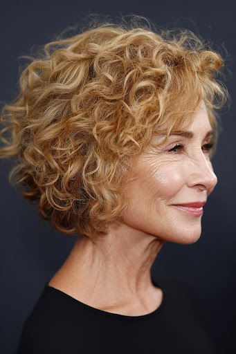 Short Hairstyles for Older Women