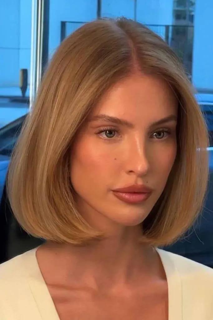 Sophisticated Straight Bob With Subtle Layers