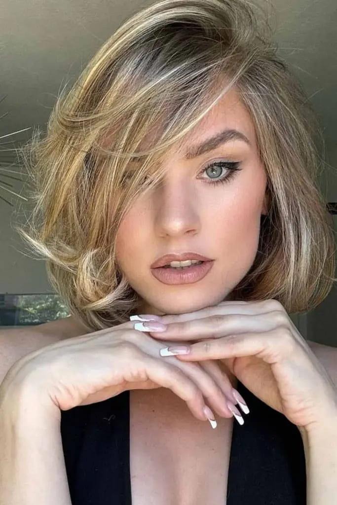 Voluminous Side-Swept Bob