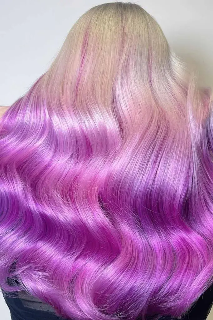 Voluminous Long Blonde Wavy Hair With Ombre Dip-Dye