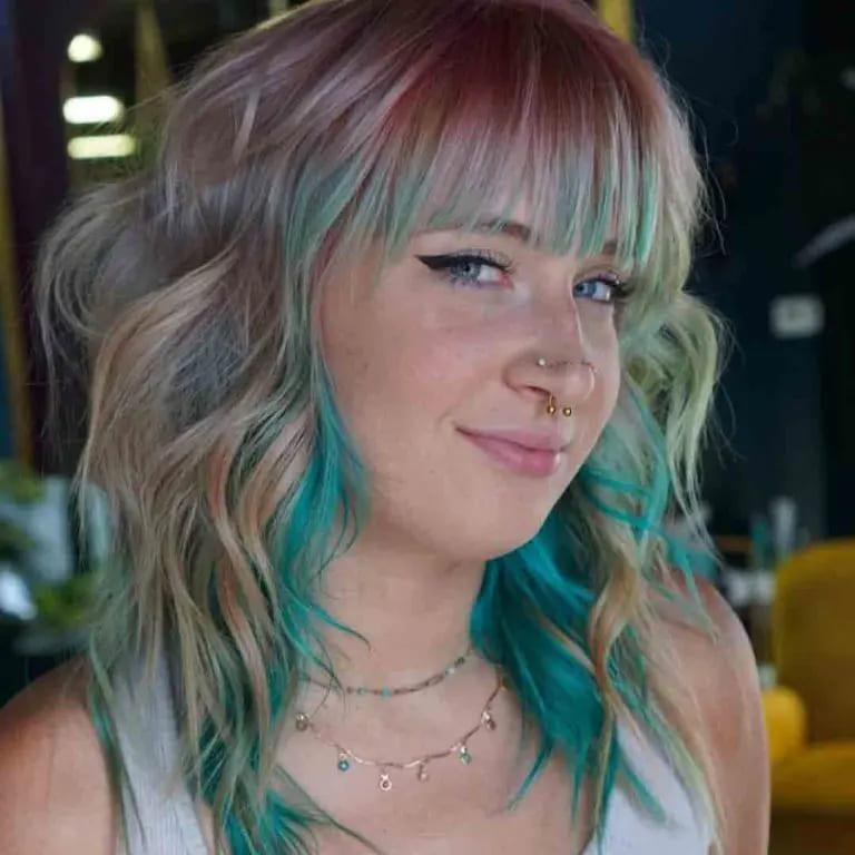 Razor Shag Cut in Multi-Tone Colors