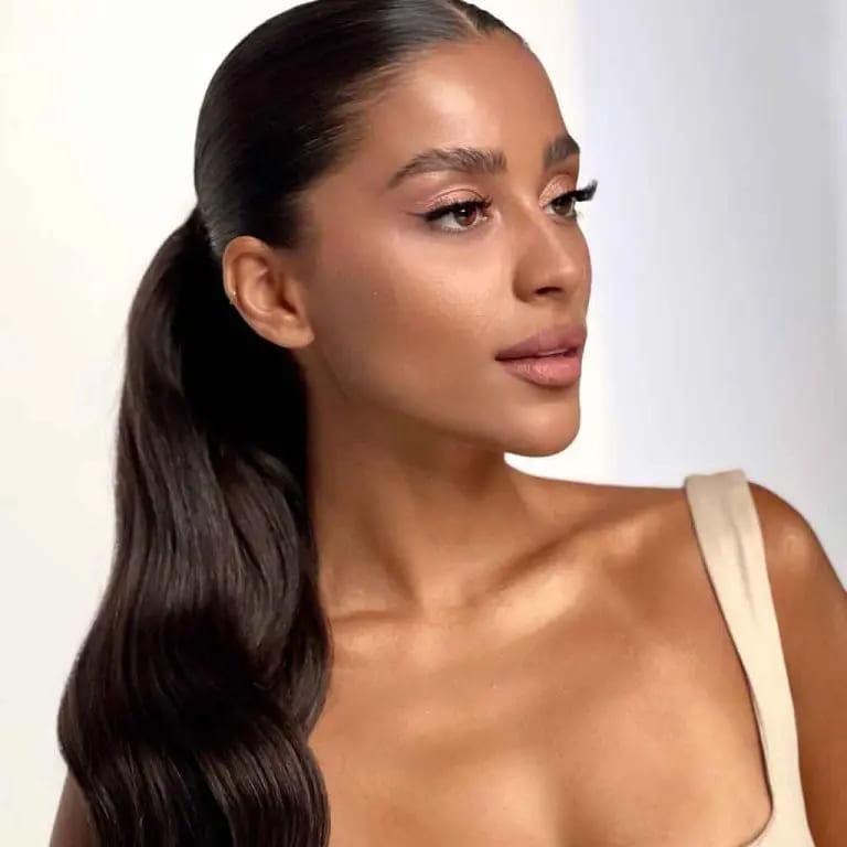 Classic Wavy Ponytail on Black Hair