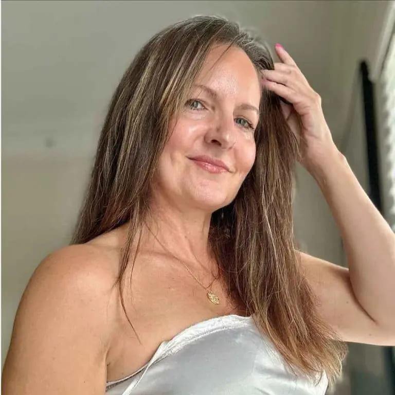 Medium Brown Hair With Blonde Streaks