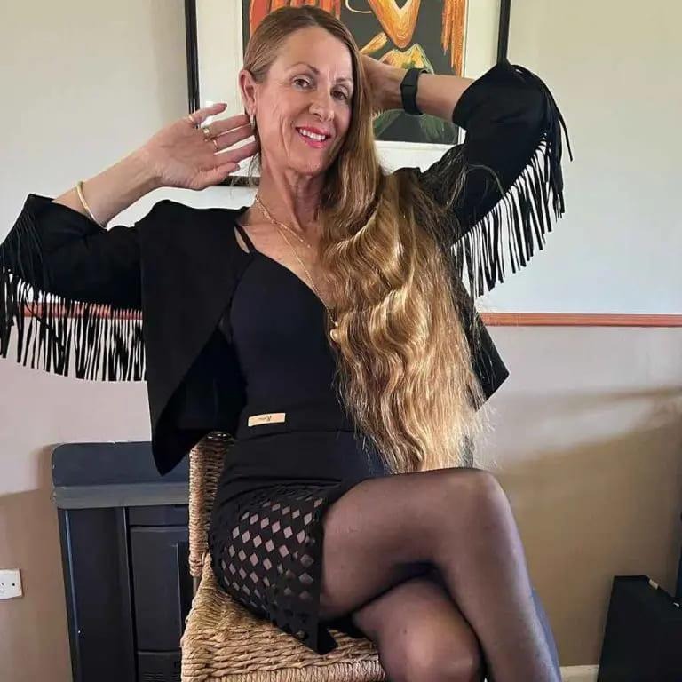 Long Blonde Wavy Hair