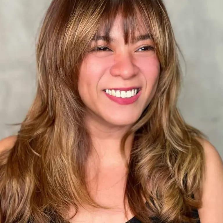 Long Wavy Balayage Wolf Cut With Wispy Bangs