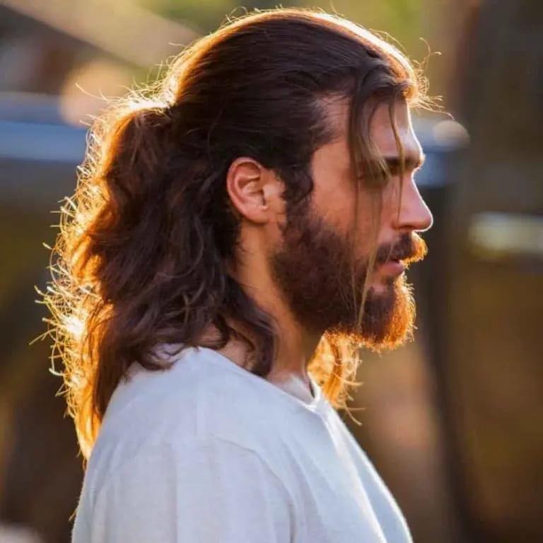 Ponytail on Long Wavy Dark Brown Hair