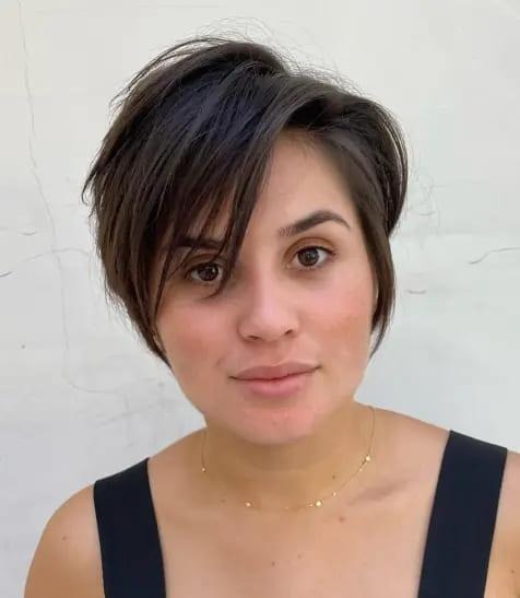 Messy Pixie Bob with Side Bangs