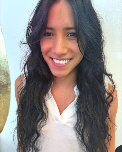 Feathered Layers – the perfect shaggy hairstyle for long hair