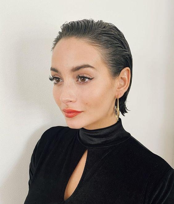 Slicked-Back Bob