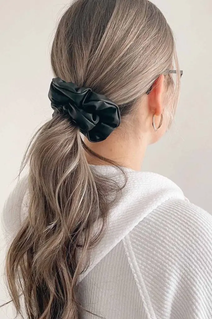 Simple Low Ponytail