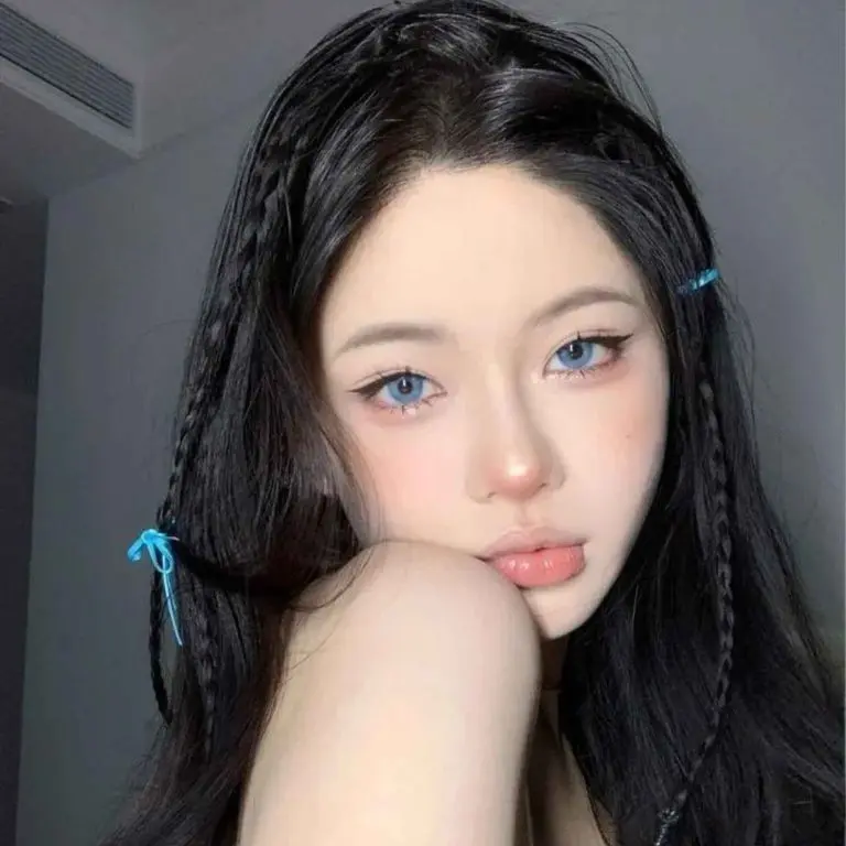  Long Black Wavy Hair With Knotless Braids