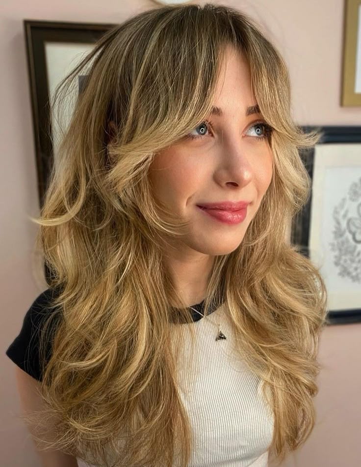 Medium Shag Wolf Cut With Wavy Curtain Bangs