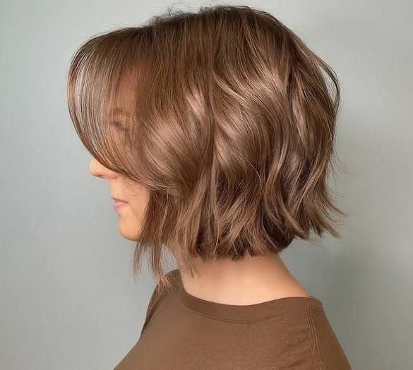 Shaggy Bob in Light Chestnut