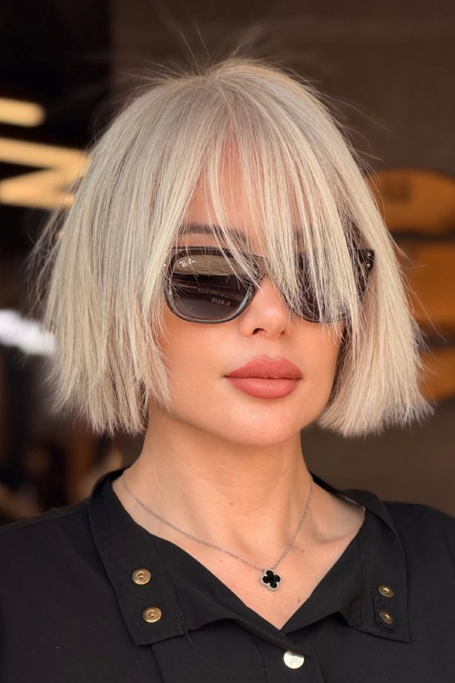 Chic Short Bob for Glasses in Icy Silver